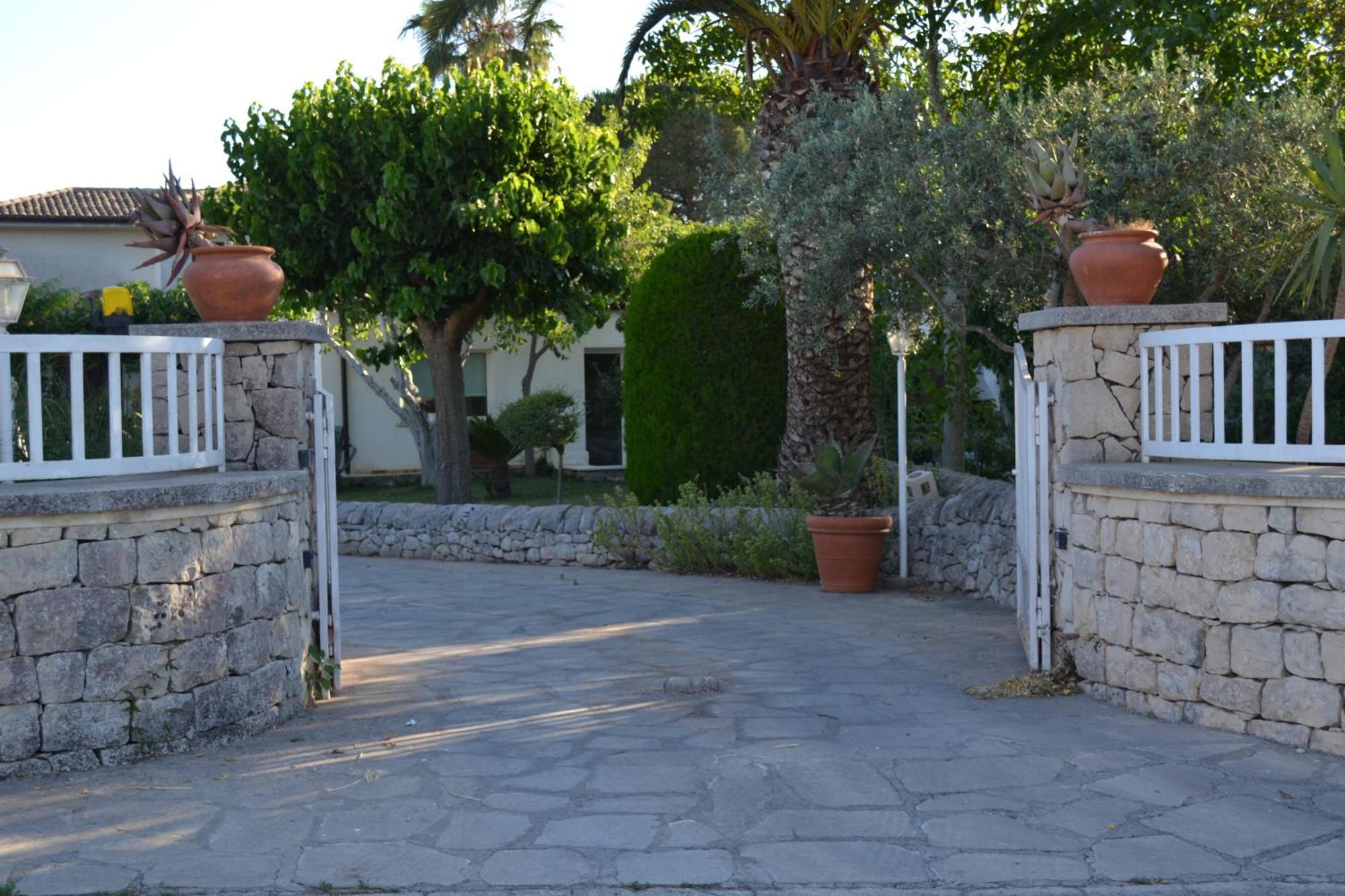 Casa Degli Avi Don Neli, Immersa Nella Natura Modica Eksteriør billede