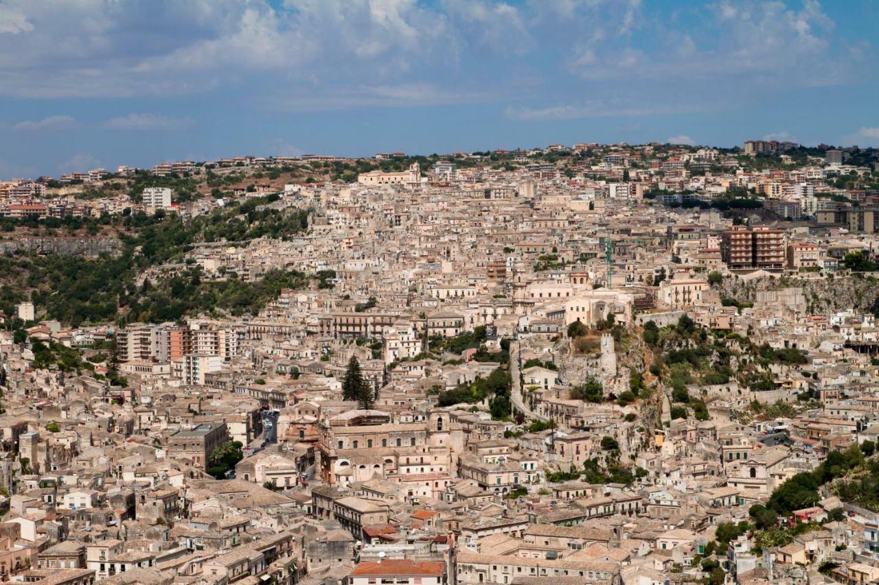 Casa Degli Avi Don Neli, Immersa Nella Natura Modica Eksteriør billede
