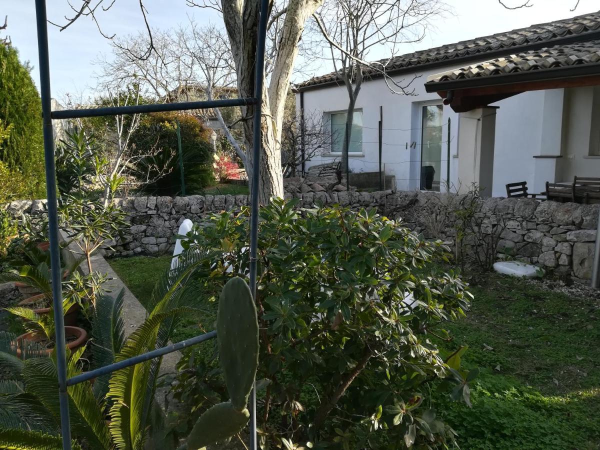 Casa Degli Avi Don Neli, Immersa Nella Natura Modica Eksteriør billede